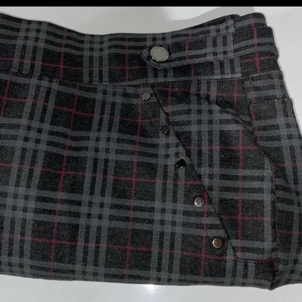 Curve Appeal Plaid Ankle Pants Women's 2X Gray Red Tapered Stretch Pull On - Picture 6 of 7